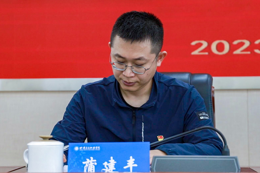 1695205244622098602.jpg 04_调整大小.jpg